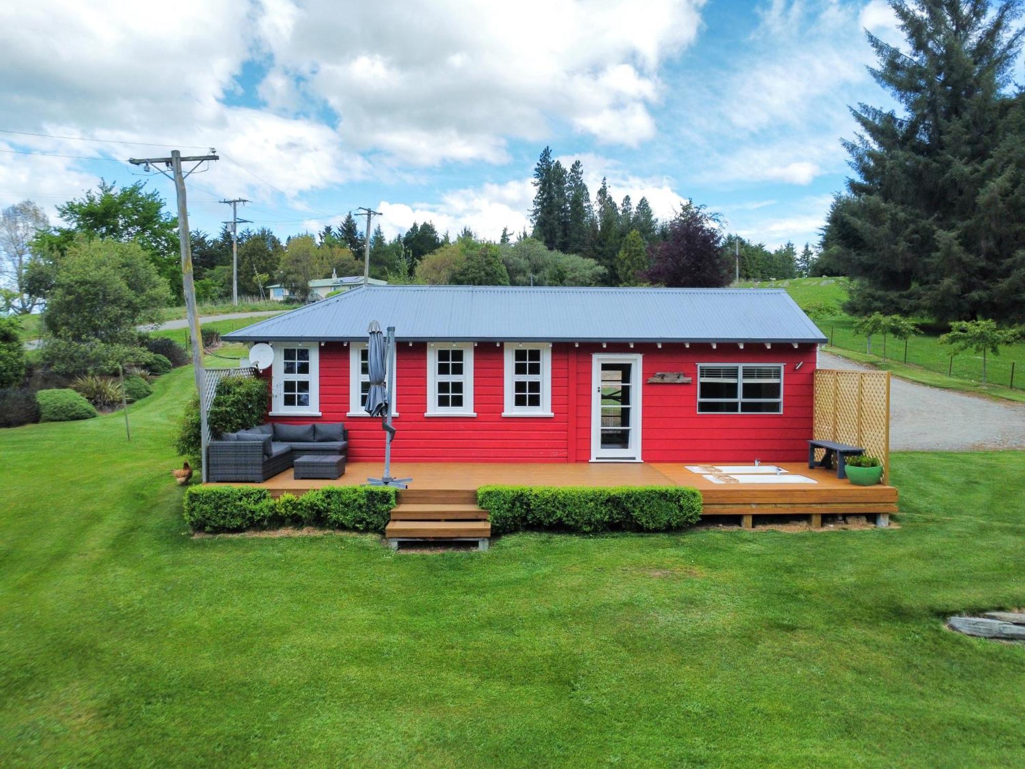 Little Red School House Villa Oamaru Bagian luar foto